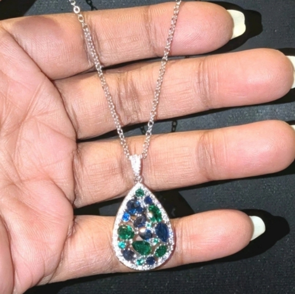 Elegant Silvery Pave Dazzling Green/blue Sapphire Pendant Teardrop Necklace 18"